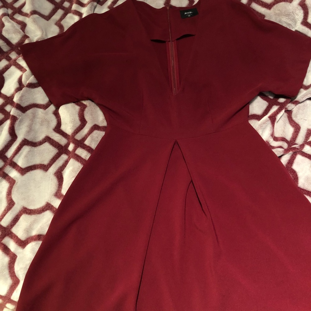 Nasty gal Maroon dress xs with pockets